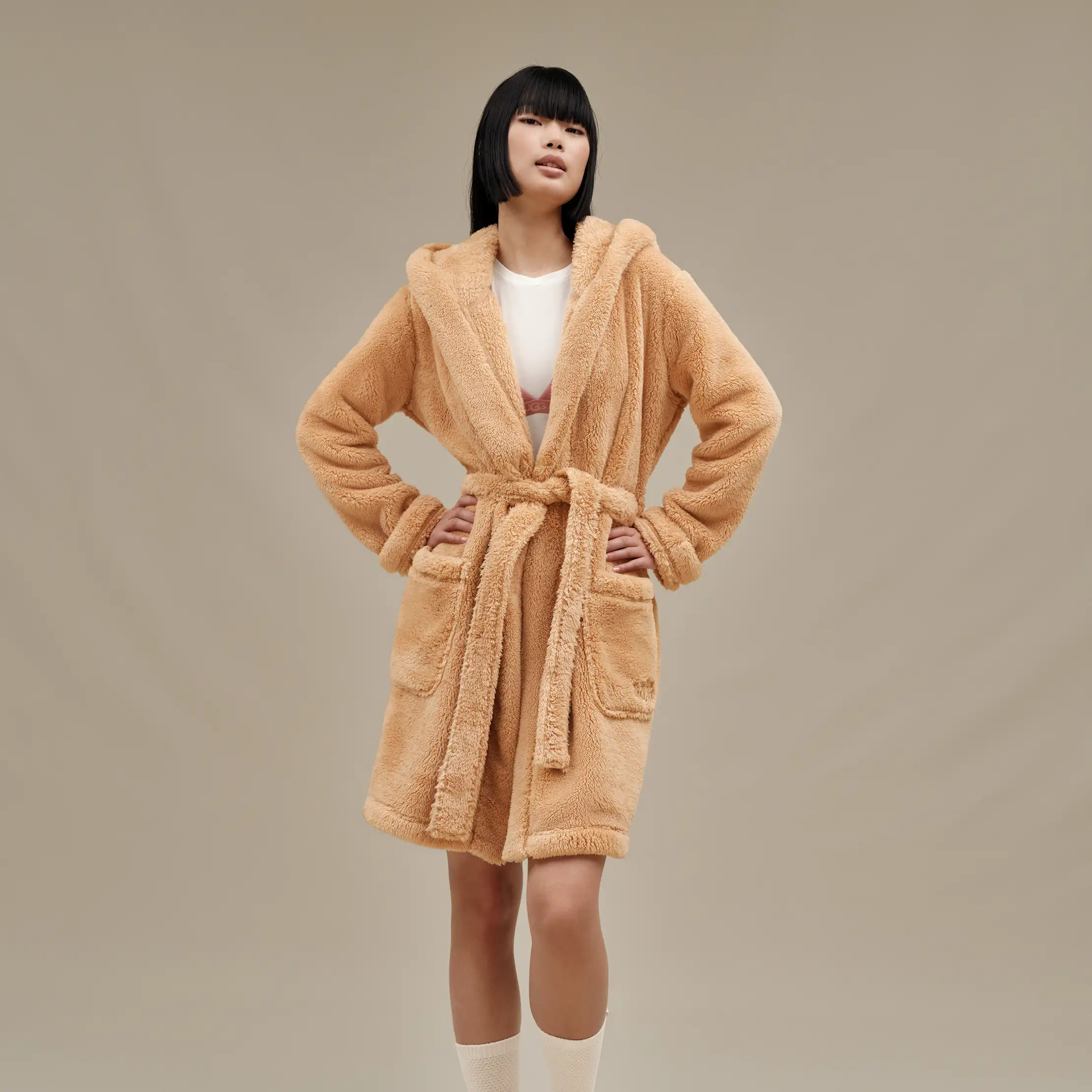 【UGG】★ローブ★ Women's Aarti UGG® Aarti Plush Hooded Cozy Sherpa Robe | Dillard's